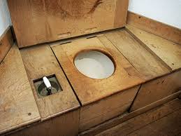 Les toilettes sèches sont adoptées par un grand nombre de personnes qui souhaitent devenir éco-citoyen